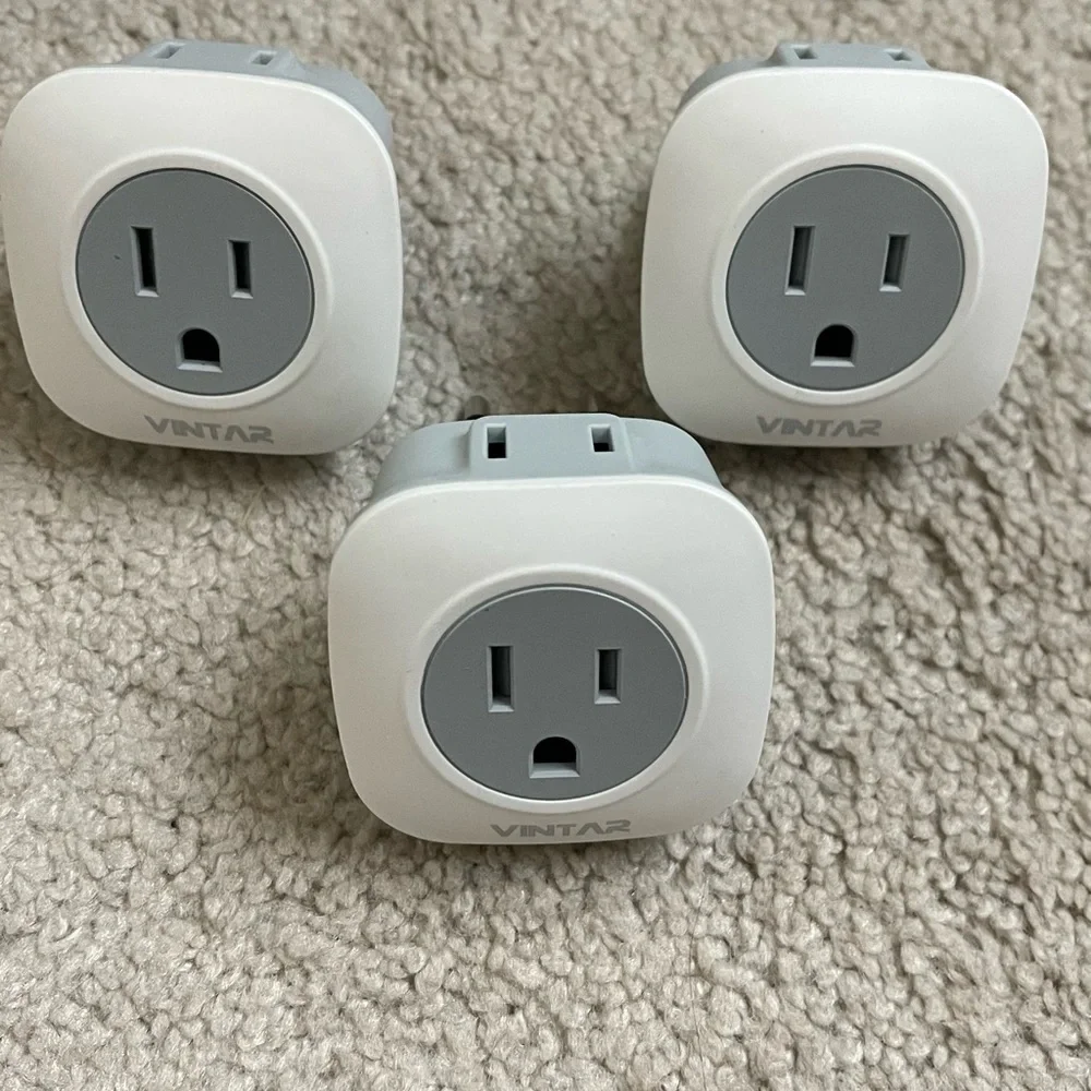 European travel Plug Adapter 3 Pcs NWT